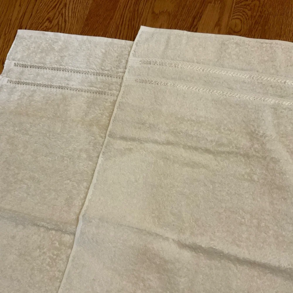 Vintage Classic Traditions Egyptian Cotton Set 2 Ivory 16 X 30 each NOS USA